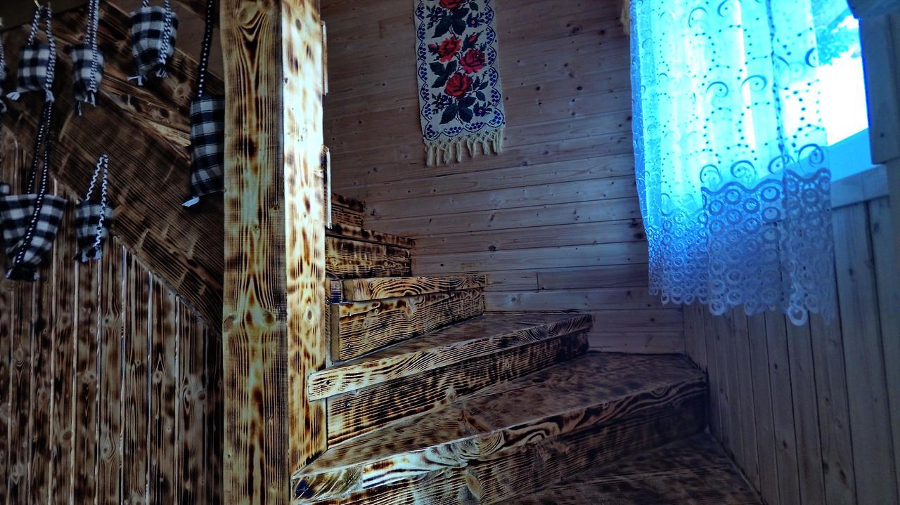 Pensiunea Lore&Sara Satu Sugatag Exteriör bild